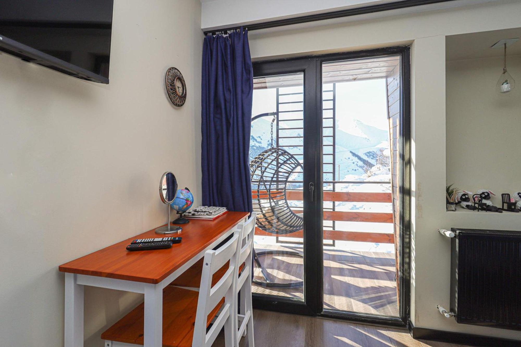 Stylish With Balcony * Goudaouri