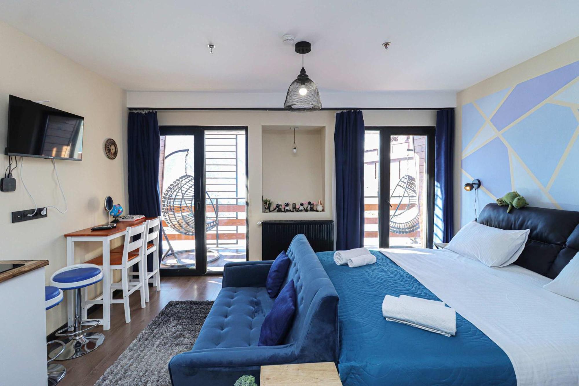 Stylish With Balcony Appartement